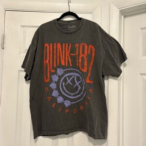 Urban Outfitters Graphic T-Shirt - Black/Gray